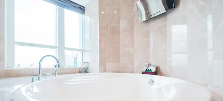 Bathroom Window Coverings in Lake Butler, FL